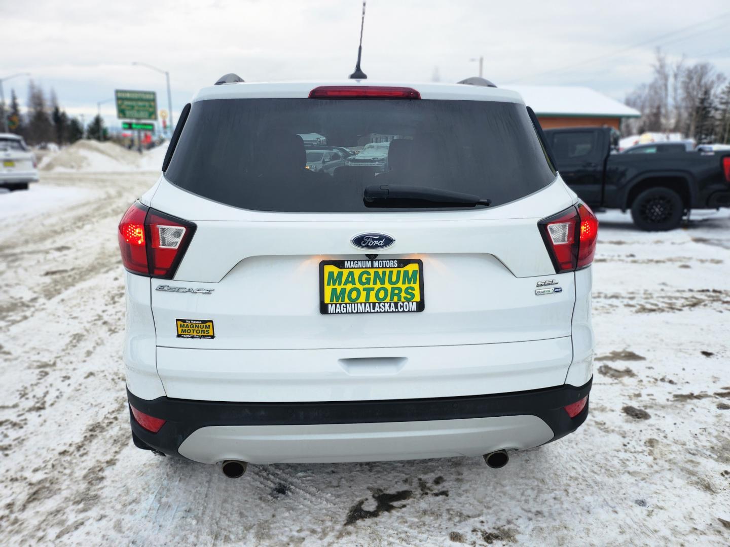 2019 White /BLACK Ford Escape SEL 4WD (1FMCU9HDXKU) with an 1.5L L4 DOHC 16V engine, 6A transmission, located at 1960 Industrial Drive, Wasilla, 99654, (907) 274-2277, 61.573475, -149.400146 - Photo#5